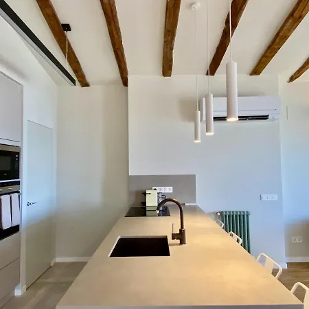 Vinyet Playa Beachfront Apartment Sitges