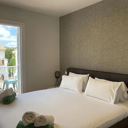 Apartment Vinyet Playa Beachfront